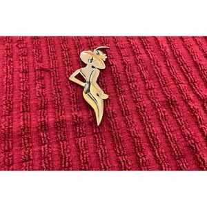 Brooch